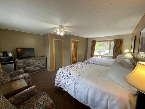 Estes Mountain Lodge - image 22