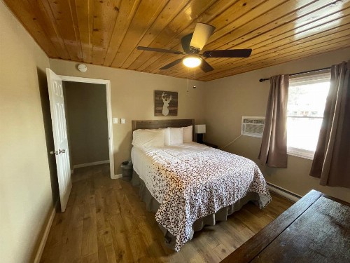 Estes Mountain Lodge - image 3
