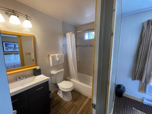Estes Mountain Lodge - image 37