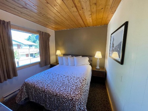 Estes Mountain Lodge - image 40