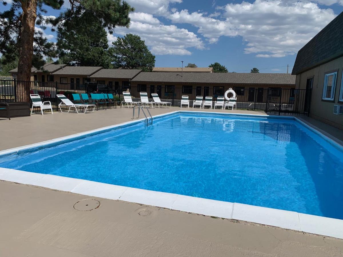 Estes Mountain Lodge - image 7