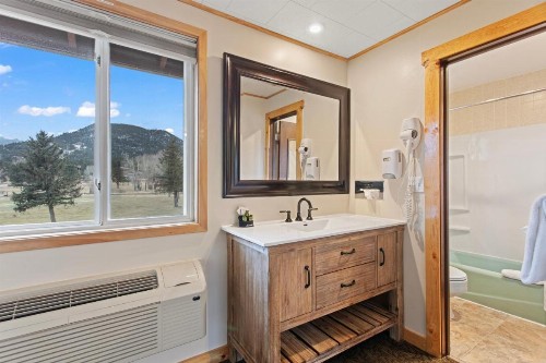 Discovery Lodge - image 40
