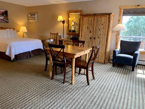 Hotel Estes - image 21