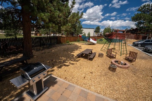 Hotel Estes - image 38