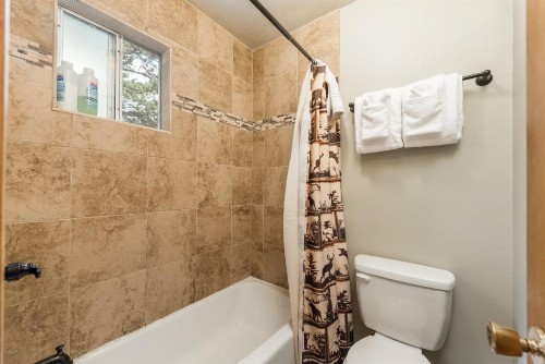 4 Seasons Inn on Fall River - image 44