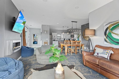 Coyote Mountain Lodge - image 10