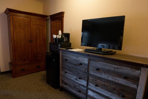 Silver Moon Inn - image 17