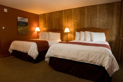 Silver Moon Inn - image 26