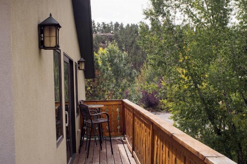Silver Moon Inn - image 33