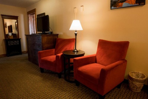 Silver Moon Inn - image 5