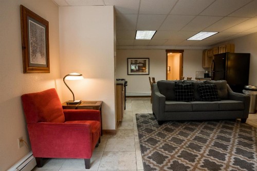 Silver Moon Inn - image 7