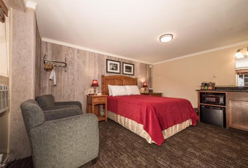 The Maxwell Inn - image 41