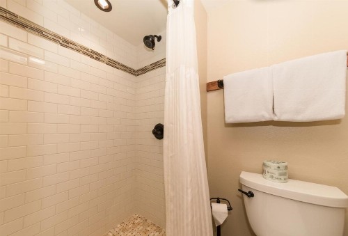 The Maxwell Inn - image 42