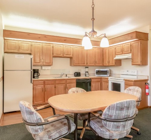 Wildwood Inn - image 15