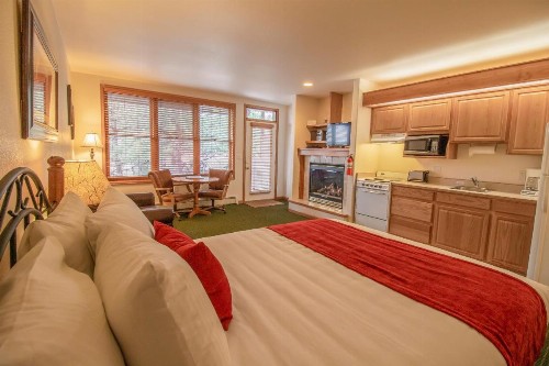 Wildwood Inn - image 36