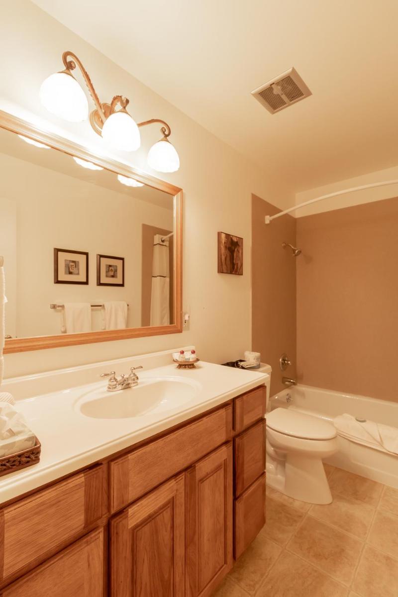 Wildwood Inn - image 7