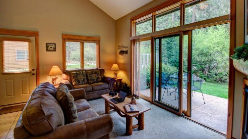 Bear Paw Suites - image 4