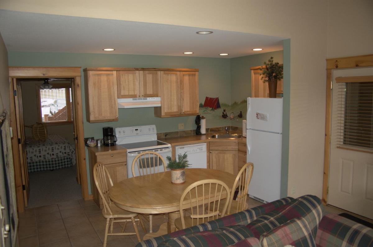 Bear Paw Suites - image 7