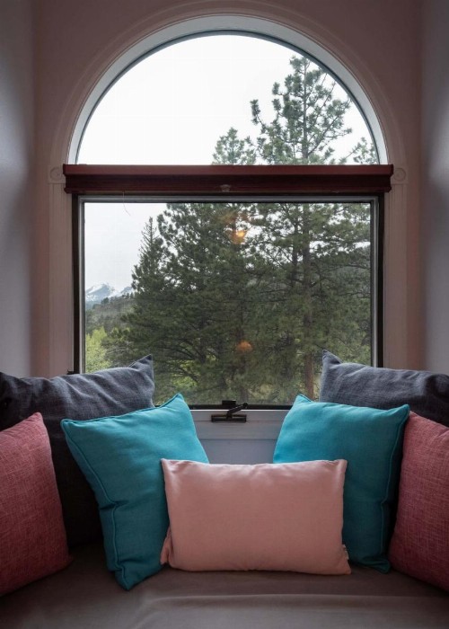 Romantic RiverSong Inn - image 13