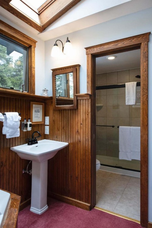 Romantic RiverSong Inn - image 15