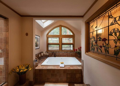 Romantic RiverSong Inn - image 38