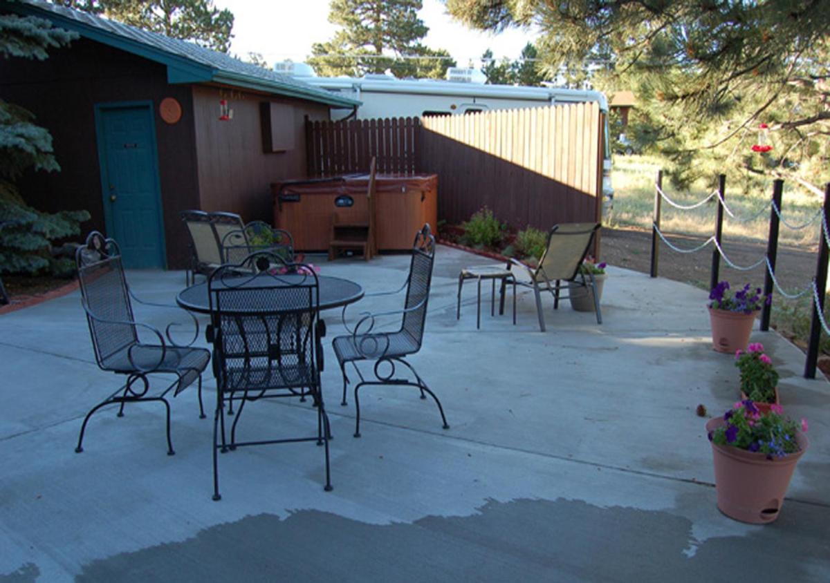 Pine View - main image