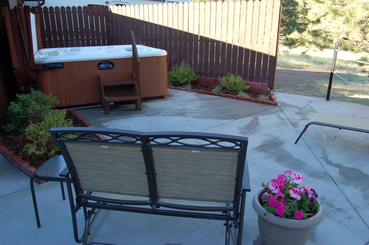 Pine View - image 4
