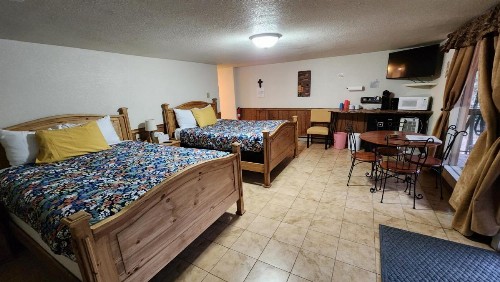 Kokopelli Inn - image 12
