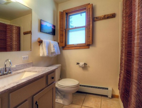 Longs Peak Lookout Cabin - image 10