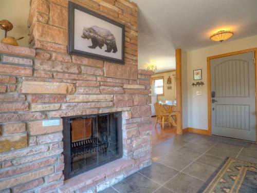 Longs Peak Lookout Cabin - image 12