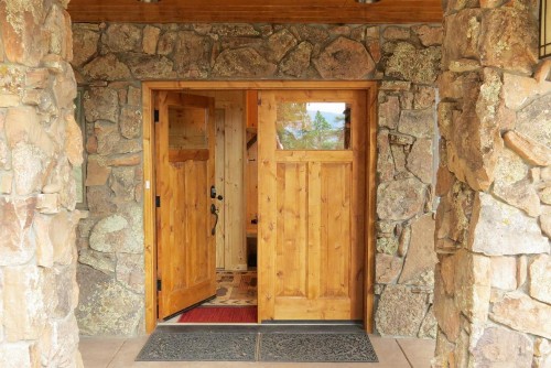 Mounticello Log Cabin - image 2