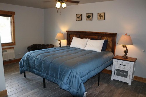 Columbine Inn - image 18