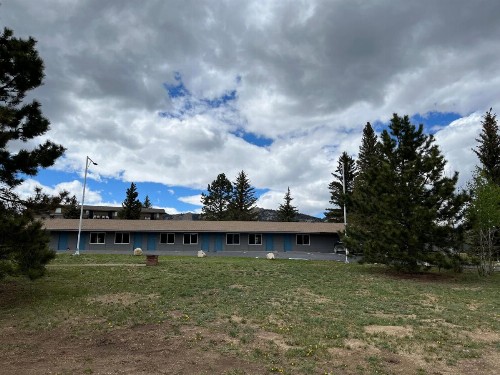 Columbine Inn - image 2