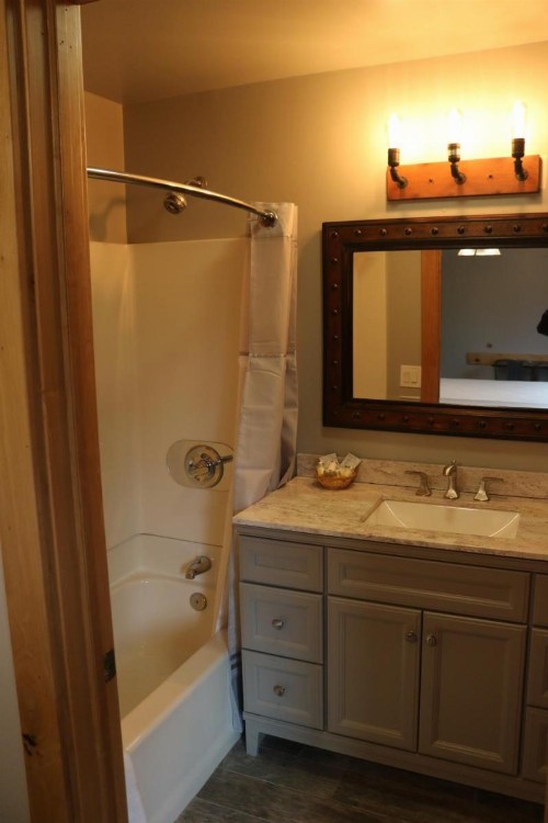 Columbine Inn - image 21