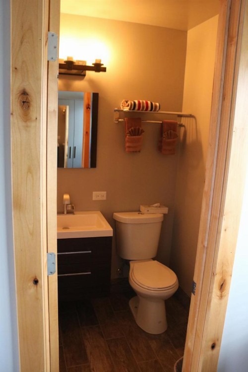 Columbine Inn - image 32