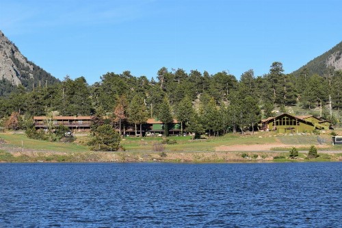 Estes Lake Lodge - image 10