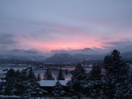 Estes Lake Lodge - image 5