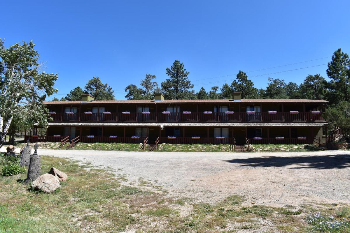 Estes Lake Lodge - image 6