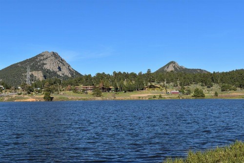 Estes Lake Lodge - image 8