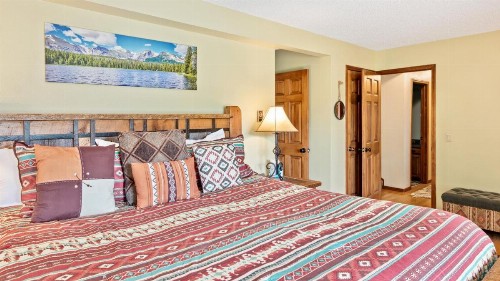 Divine Condominium (3 Bedroom condo) - image 2