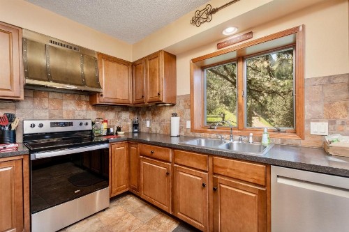 Divine Condominium (3 Bedroom condo) - image 48