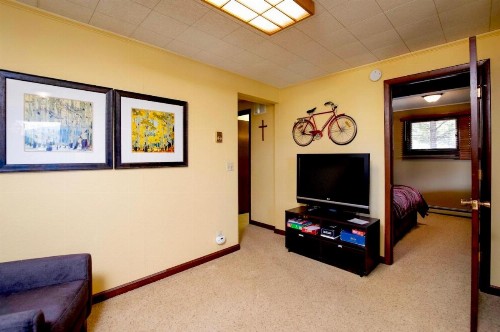 Kintzle Home - image 13