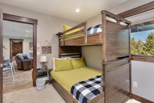 Hyler Mountain Lodge Home - image 34
