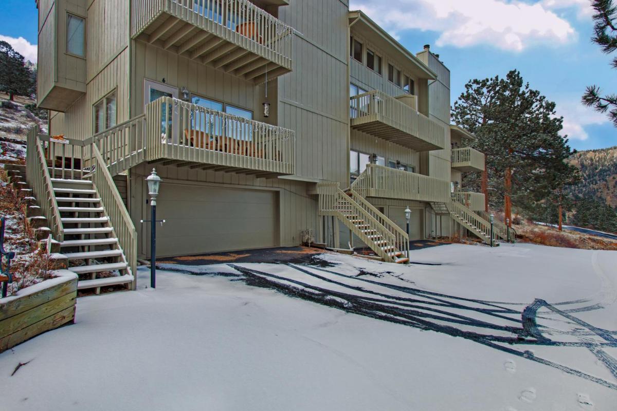 Camelot on Deer Mountain - image 6