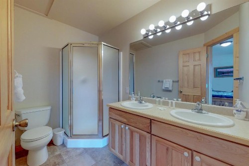 Deer Mountain Rest - image 10
