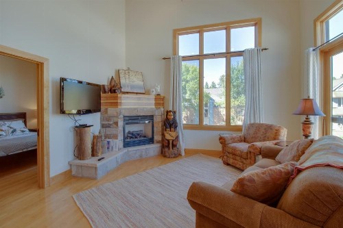 Loft of Estes Park - image 10