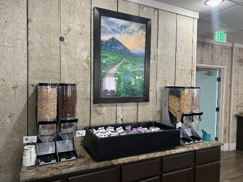 Rocky Mountain Hotel & Conference Center - image 23