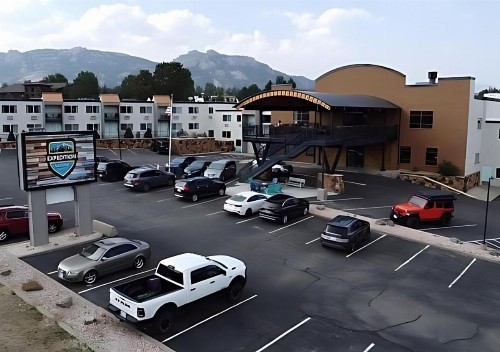 Rocky Mountain Hotel & Conference Center - image 36