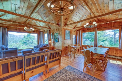 Flower Lane Cabin - image 12