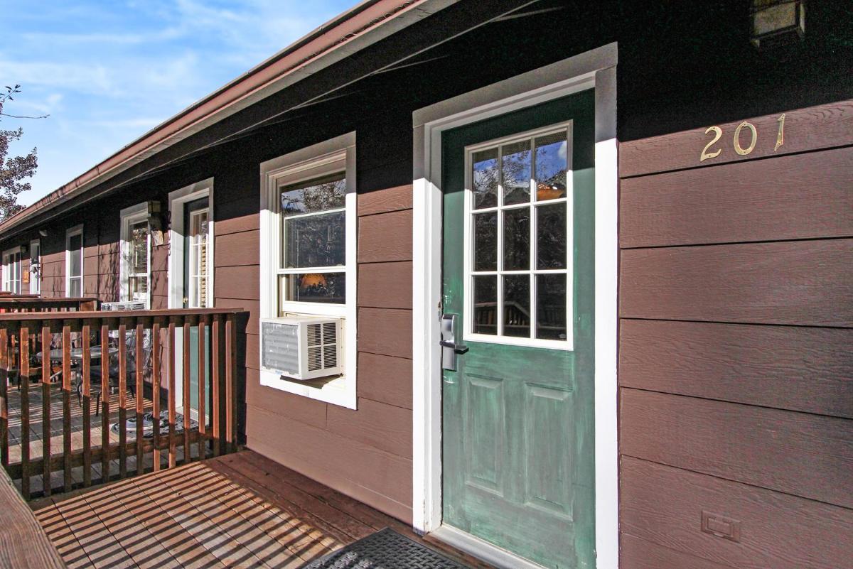 Sprague Mountain 201 Condo - image 7